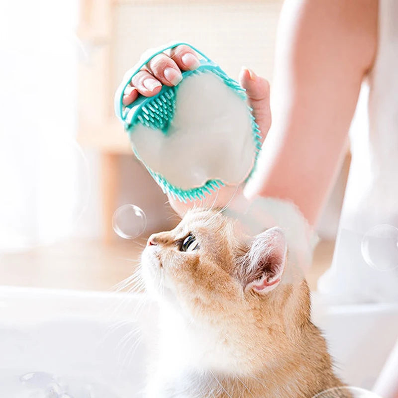 Escopet - escova de banho em silicone com dispenser para shampoo e sabonete.